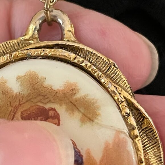 Vintage Gold Tone Renaissance Courting Couple Oval Frame with Mirror Porcelain - Picture 8 of 8